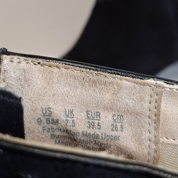 Life Stride Black Faux Suede Academia Preppy Heeled Comfort Ankle Boots Size 9.5 - Picture 12 of 14